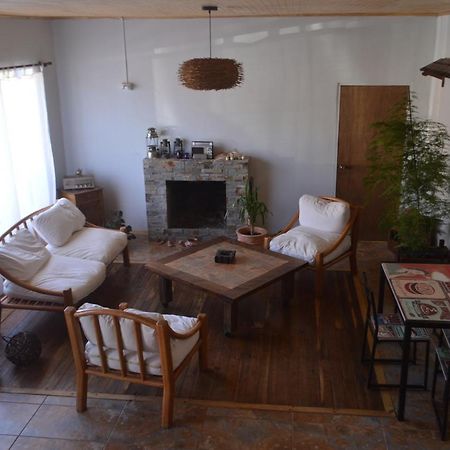 Hostal Y Cabanas Vientos Del Sur Puerto Ingeniero Ibanez Esterno foto